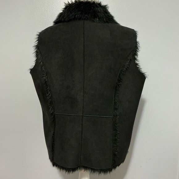 Relativity Womens Faux Suede Vest Size 1X Black Faux Fur Lined Zip Front - Picture 4 of 7